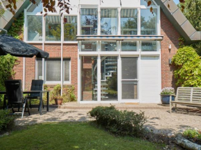 Cottage with a fireplace just 10 minutes from the beach